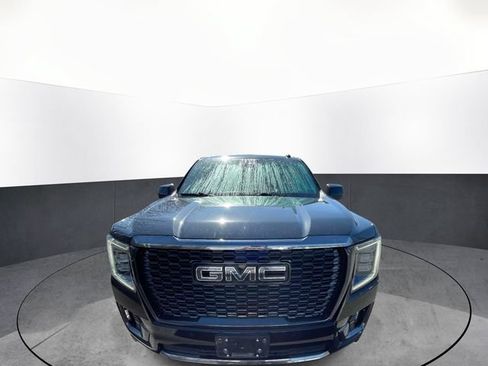 Used 2023 GMC Yukon XL Denali Ultimate AWD/4WD image 2