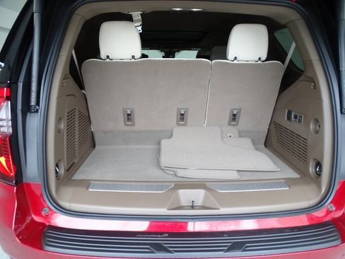 Certified 2025 GMC Yukon Denali w/ Denali Reserve Package image 21