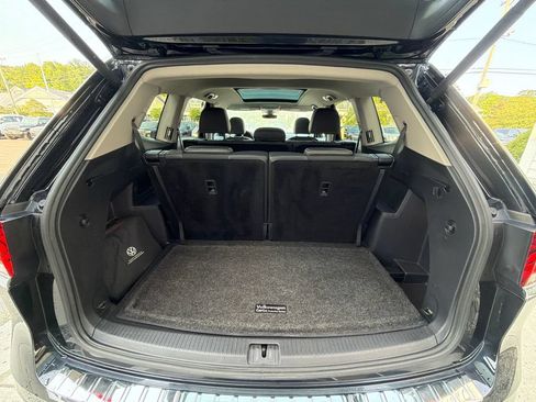 Used 2023 Volkswagen Atlas SEL AWD/4WD image 52