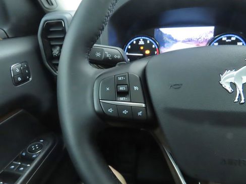 Used 2024 Ford Bronco Sport Badlands w/ Premium Package image 11