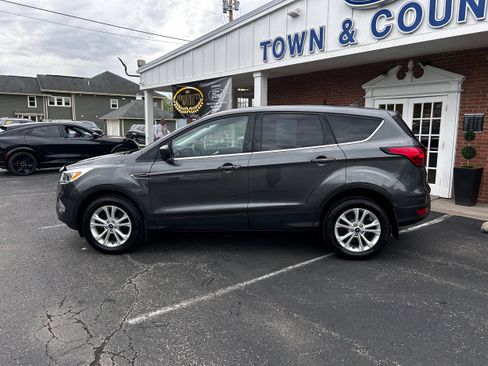 Used 2019 Ford Escape SE AWD/4WD image 6