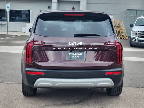 Certified 2022 Kia Telluride LX FWD image 6