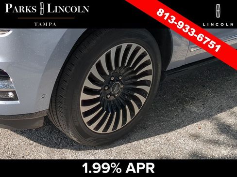 Used 2021 Lincoln Navigator L Black Label w/ Cargo Convenience Package AWD/4WD image 12