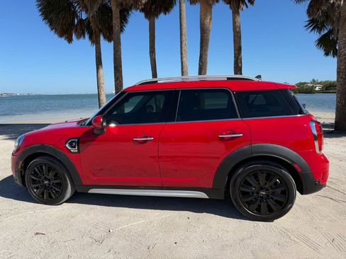 Used 2019 MINI Cooper Countryman S FWD image 2