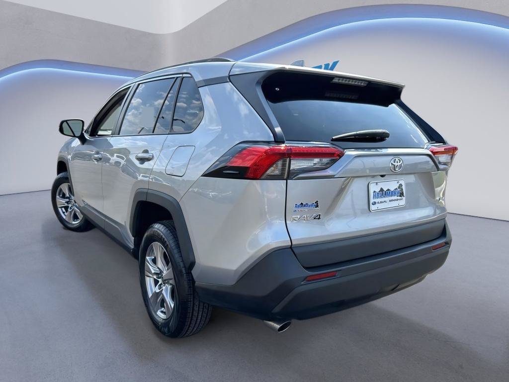 Used 2023 Toyota RAV4 XLE w/ Convenience Package FWD image 3