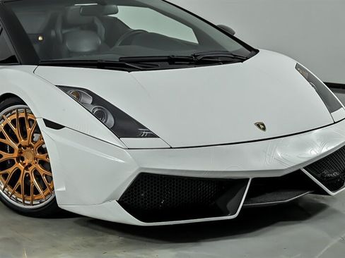 Used 2008 Lamborghini Gallardo Spyder AWD/4WD image 3