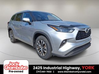 Used 2023 Toyota Highlander XLE video 1