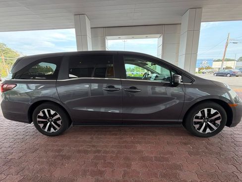 Used 2025 Honda Odyssey EX-L image 5