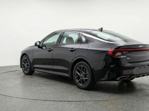 Used 2025 Kia K5 LXS image 6