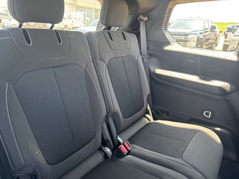 Used 2025 Jeep Grand Cherokee L Laredo w/ Luxury Tech Group I AWD/4WD image 18