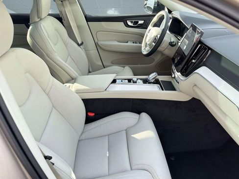 New 2026 Volvo XC60 T8 Ultra w/ Protection Package Premier AWD/4WD image 30