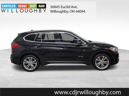 Used 2017 BMW X1 xDrive28i image 4