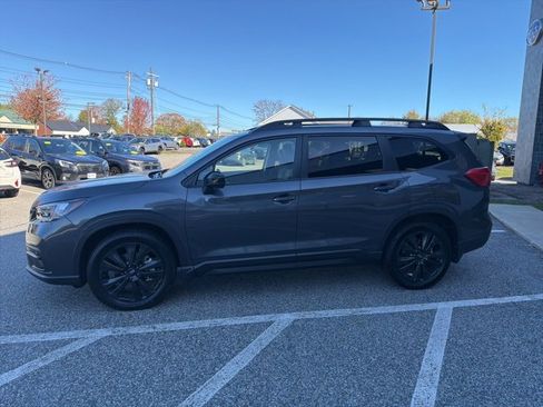 Used 2022 Subaru Ascent Onyx Edition image 3