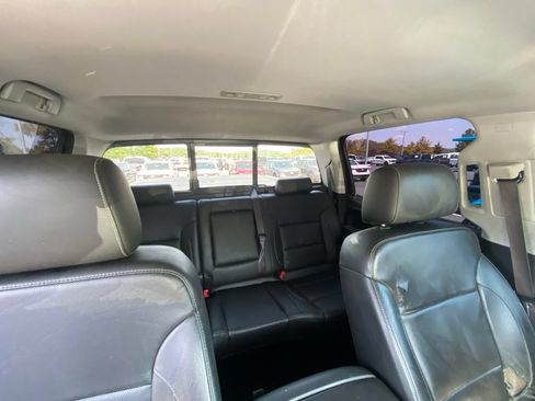 Used 2016 Chevrolet Silverado 1500 LTZ w/ LTZ Plus Package AWD/4WD image 27