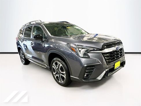 New 2026 Subaru Ascent Limited AWD/4WD image 3