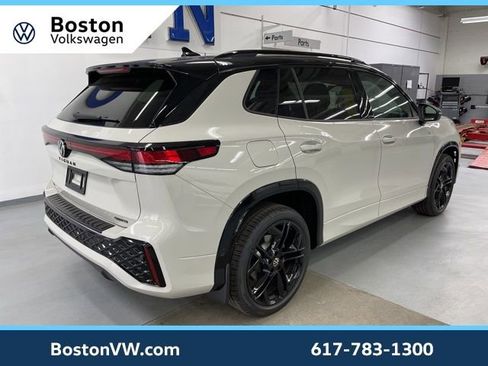 New 2026 Volkswagen Tiguan SE R-Line AWD/4WD image 4