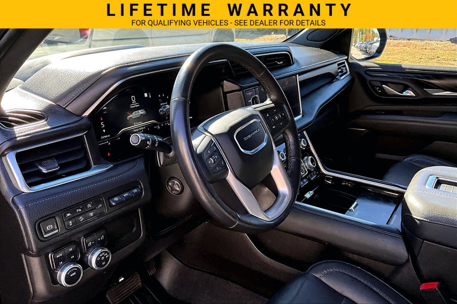Used 2022 GMC Yukon Denali AWD/4WD image 14
