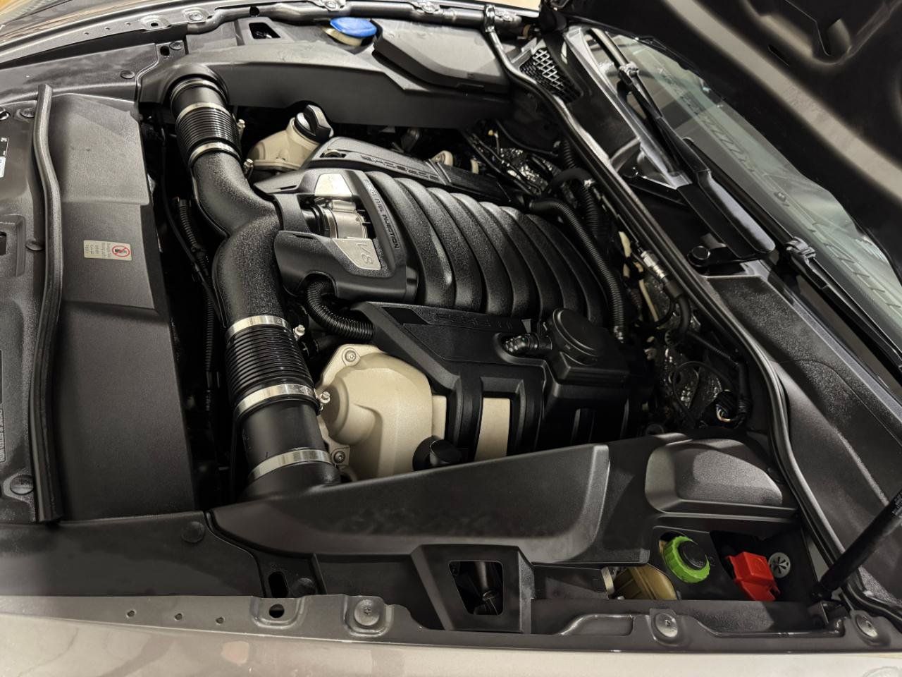 Used 2014 Porsche Cayenne GTS AWD/4WD image 57