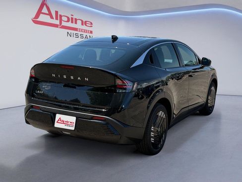 New 2026 Nissan Leaf w/ Floor Mat Package (S+) FWD image 5