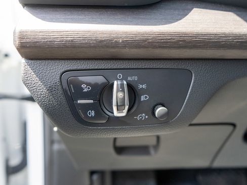 Used 2024 Audi Q5 2.0T Premium Plus AWD/4WD image 17