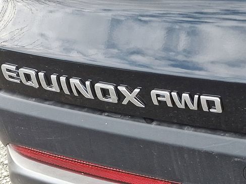 New 2026 Chevrolet Equinox LT w/ Convenience Package II image 11