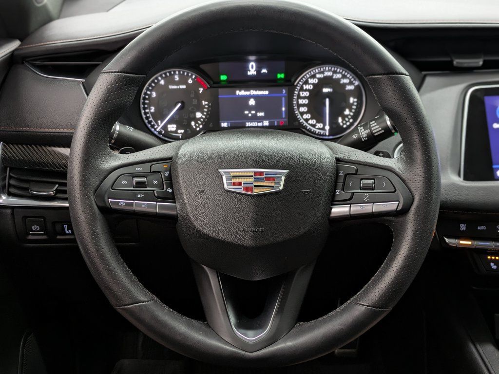 Used 2022 Cadillac XT4 Sport w/ Enhanced Visibility Package AWD/4WD image 23