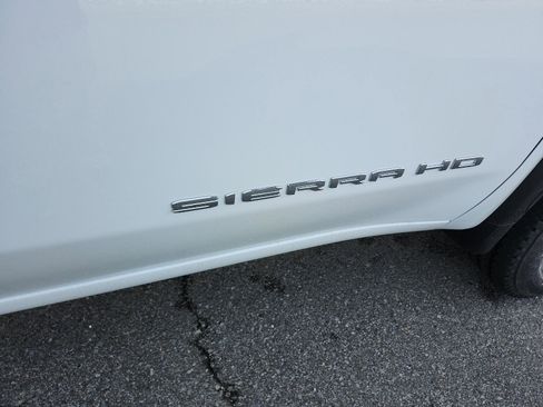 New 2026 GMC Sierra 2500 Pro image 5