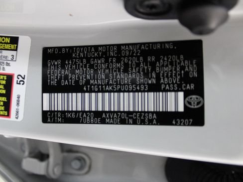 Used 2023 Toyota Camry SE image 39