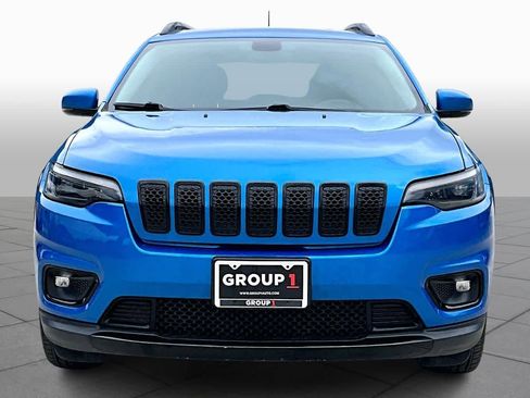 Used 2020 Jeep Cherokee Latitude Plus image 3