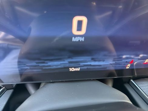 New 2026 Chevrolet Suburban LS image 17