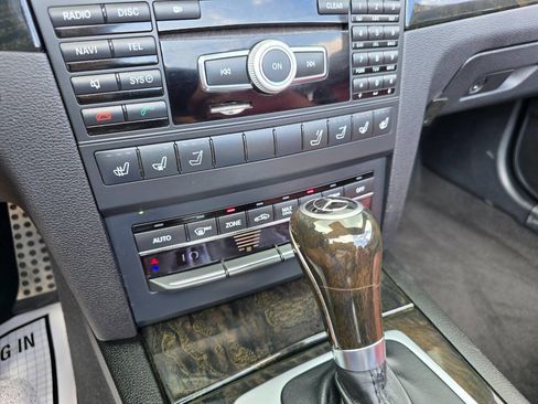 Used 2012 Mercedes-Benz E 350 Cabriolet image 25