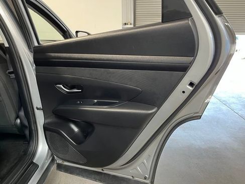 Used 2025 Hyundai Tucson SEL FWD image 15