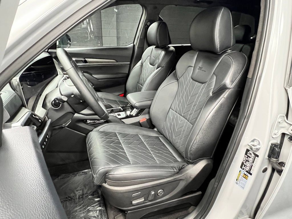 Used 2025 Kia Telluride SX Prestige X-Line AWD/4WD image 7