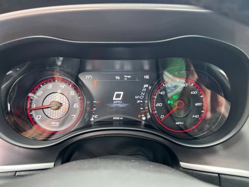 Used 2022 Dodge Charger GT w/ Performance Handling Group RWD image 9