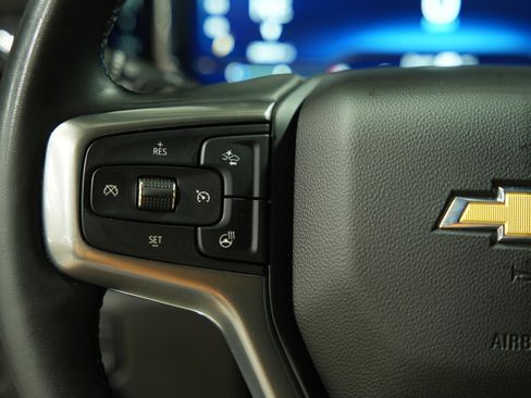 Used 2024 Chevrolet Silverado 1500 LT AWD/4WD image 33