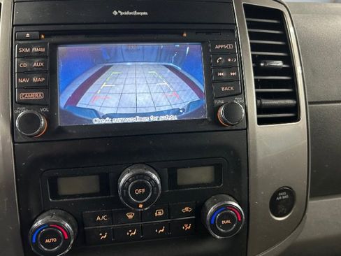 Used 2019 Nissan Frontier SL image 21