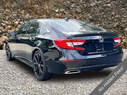 Used 2018 Honda Accord Sport image 10