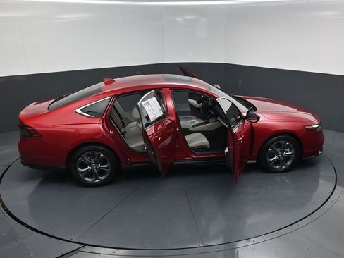 Used 2024 Honda Accord EX-L image 23