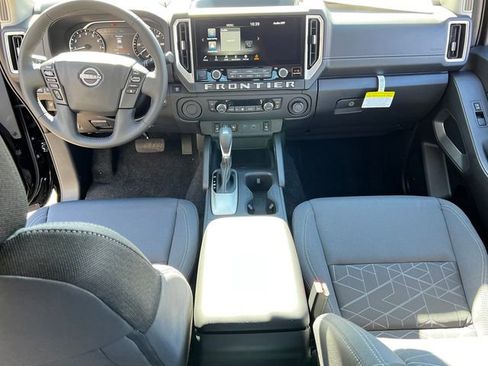 New 2025 Nissan Frontier SV w/ SV Convenience Package image 22