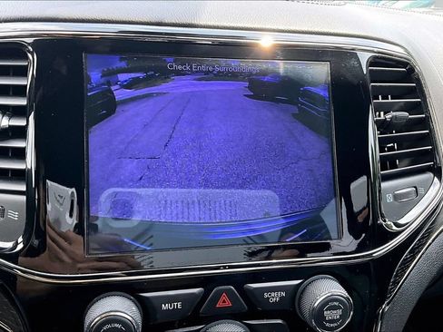 Used 2019 Jeep Grand Cherokee High Altitude AWD/4WD image 15