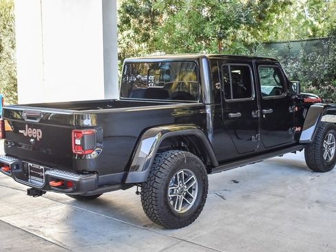 New 2026 Jeep Gladiator Mojave image 6