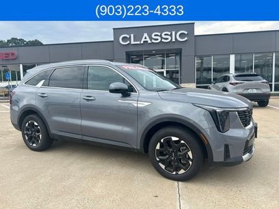 Used 2025 Kia Sorento S