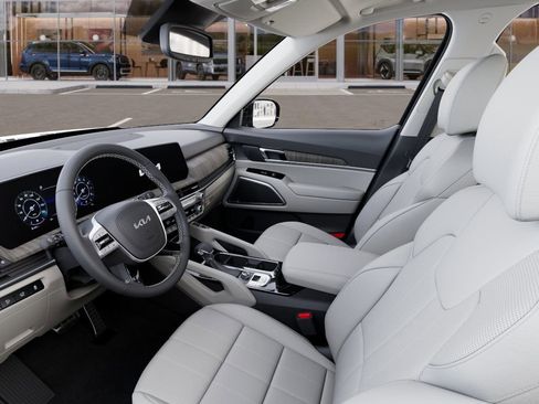 New 2025 Kia Telluride SX w/ SX Captain's Chair Package FWD image 17