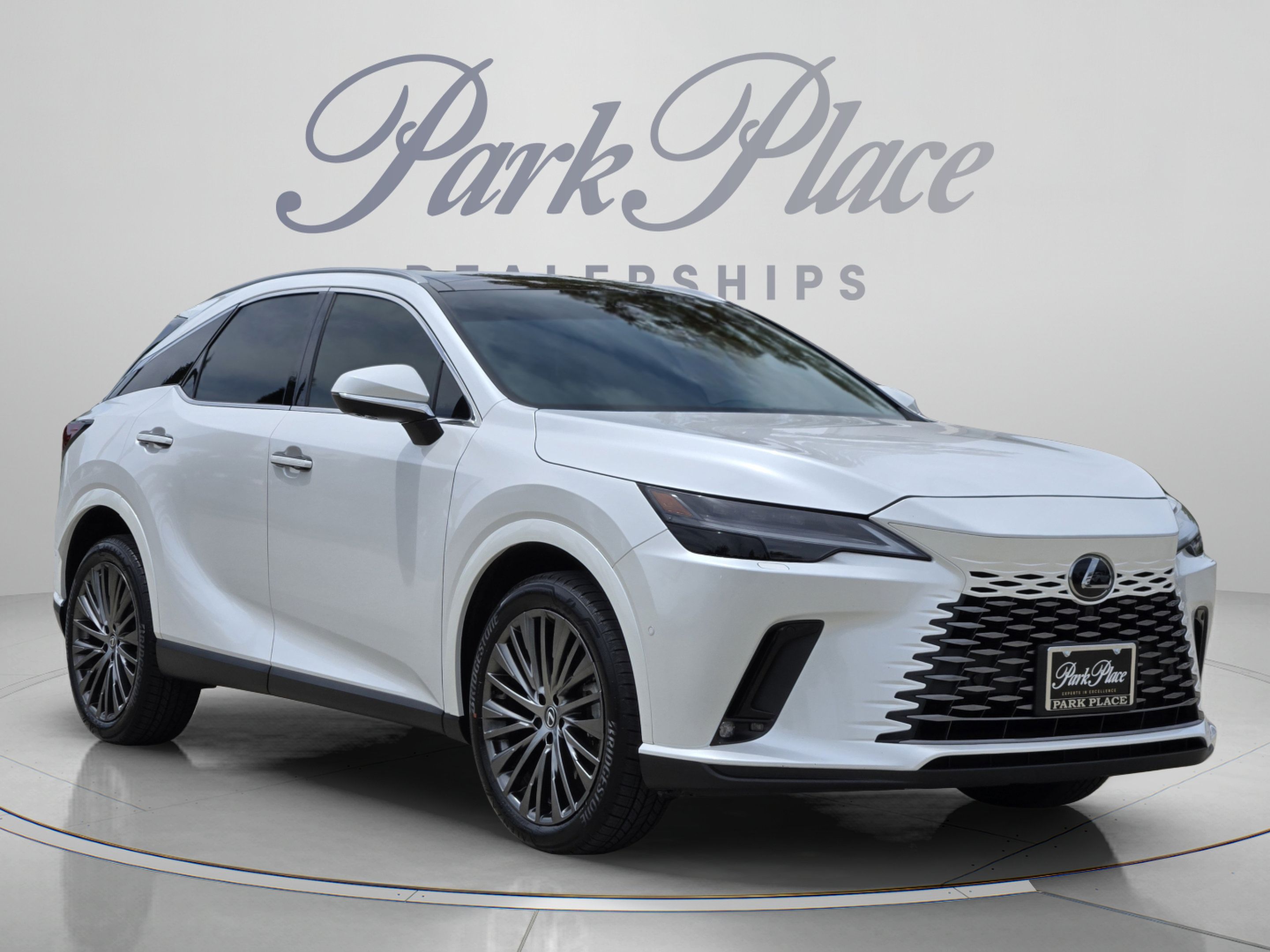 Used 2025 Lexus RX 350 FWD w/ Convenience Package image 7
