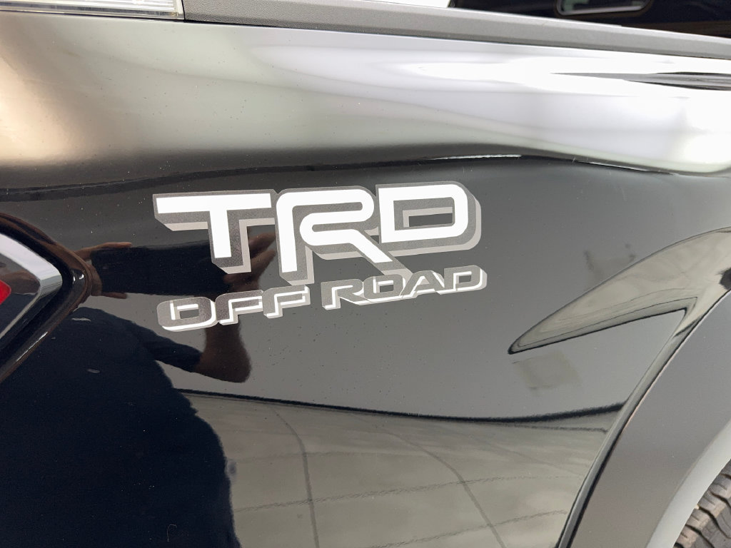 Used 2025 Toyota Tacoma TRD Off-Road w/ TRD Off Road Premium Package AWD/4WD image 27