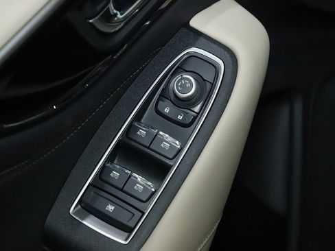 Used 2020 Subaru Outback Limited image 16