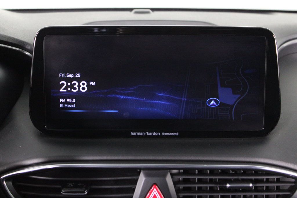 Certified 2023 Hyundai Santa Fe SEL w/ Premium Package FWD image 9