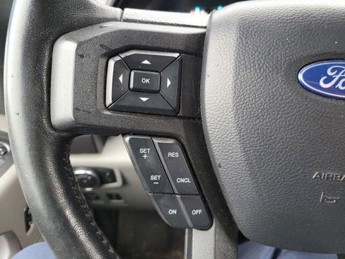 Used 2019 Ford F150 XLT w/ Equipment Group 302A Luxury AWD/4WD image 18