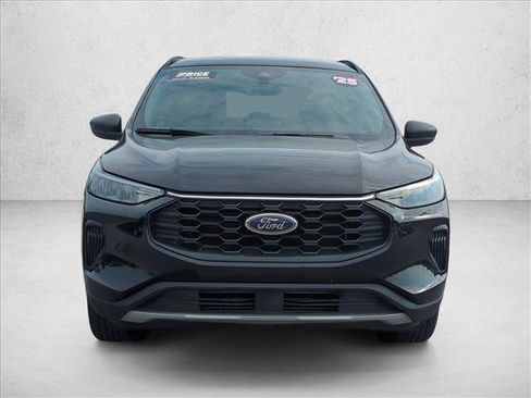 Used 2025 Ford Escape ST-Line FWD image 2