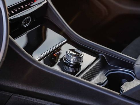New 2026 Jeep Grand Cherokee Altitude RWD image 24
